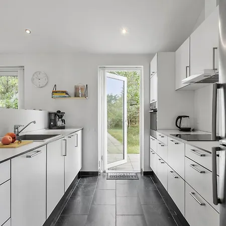 4 Bedroom Cozy In * Ålbæk