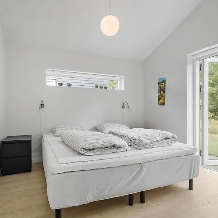 Σπίτι διακοπών 4 Bedroom Cozy In